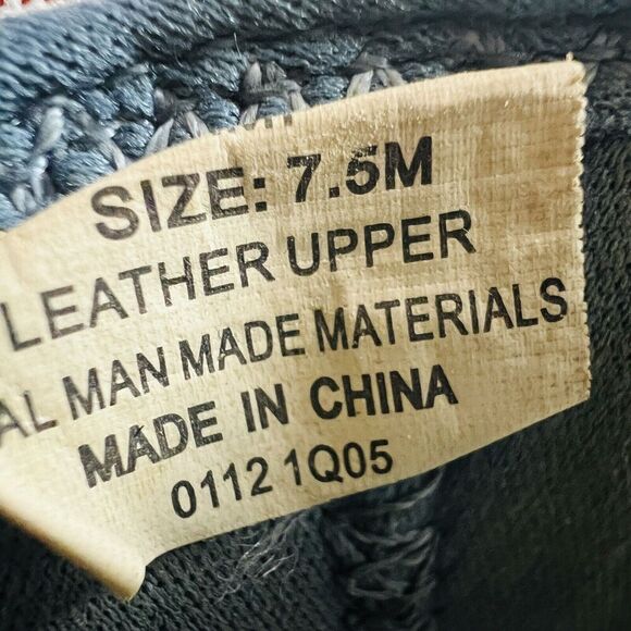 🎉Clearance🎉Khombu Crystal River Gray Leather Outdoors Hiking Sandals 7.5M - Picture 8 of 9